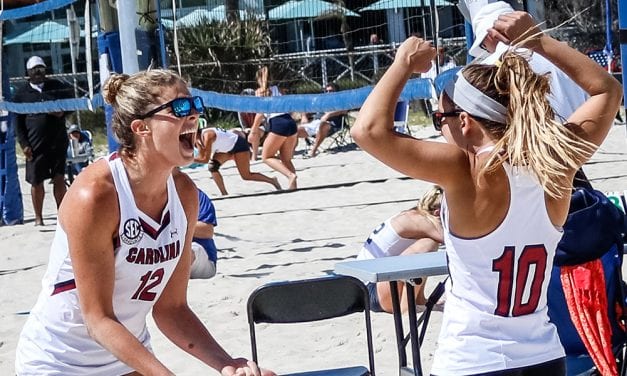 Gamecocks dig winning: Beach volleyball duo has major winning streak