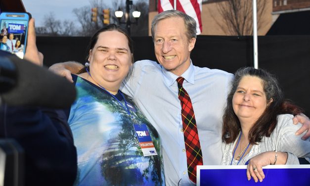 Steyer calls for $22 minimum wage, 12-year term limits