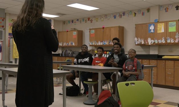 Gamecock athletes give guidance to middle school students