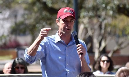 At USC, a “bet on Beto” as the presidential candidate draws a crowd