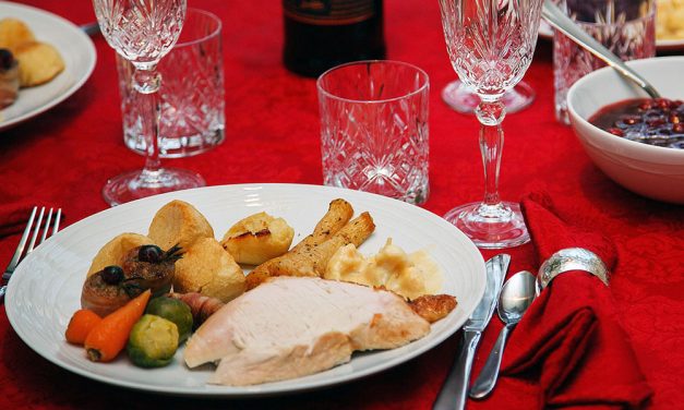 Healthy holidays don’t have to be difficult, dietitians say