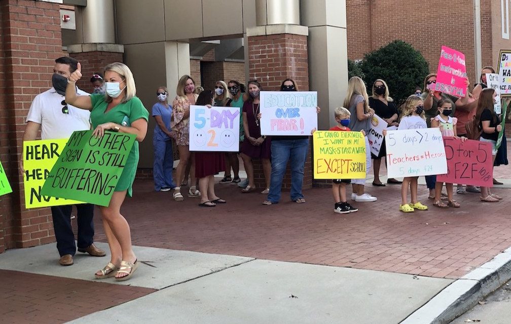 Parents protest virtual learning in Lexington-Richland District 5