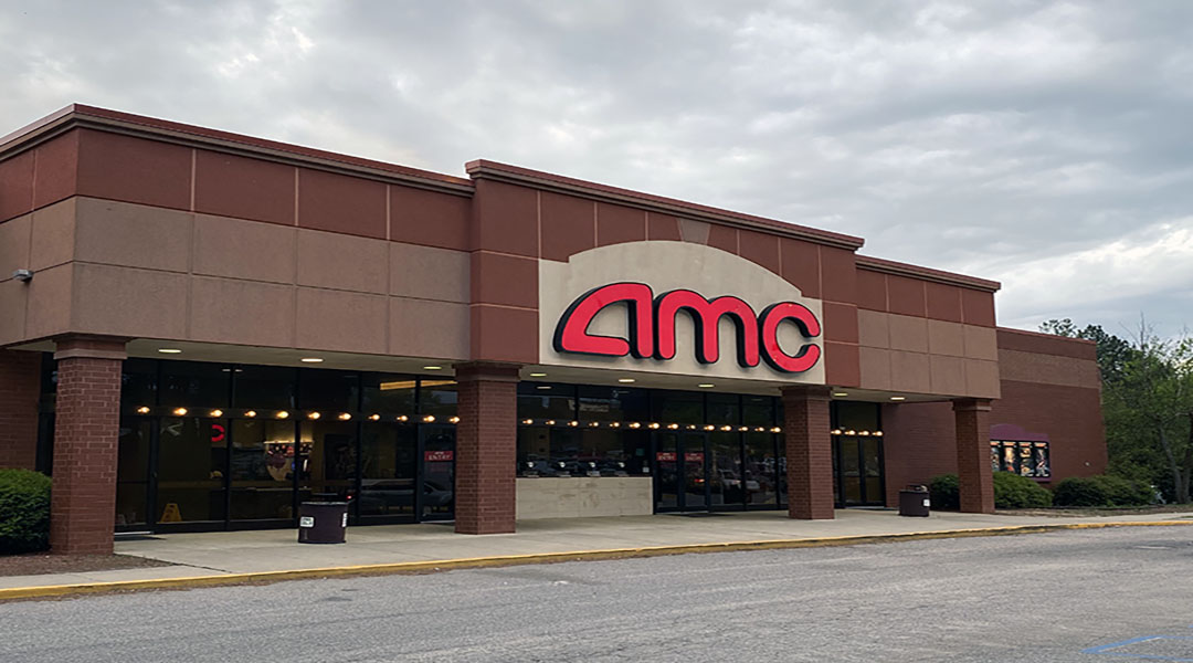Popularity of streaming stirs debate about the future of movie theaters