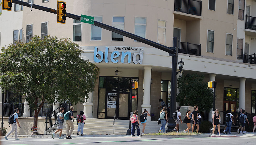 Rosewood natural foods mini-market taking over Corner Blend