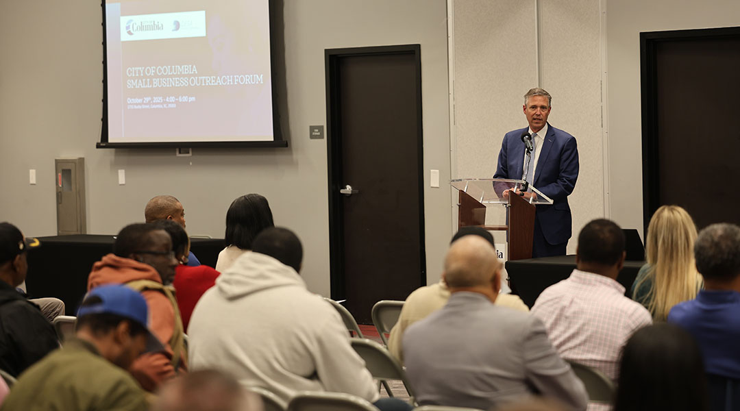 Small Business Outreach Forum brings together contractors, city officials
