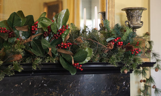 Historic Columbia reignites holiday spirit, 1 house tour at a time