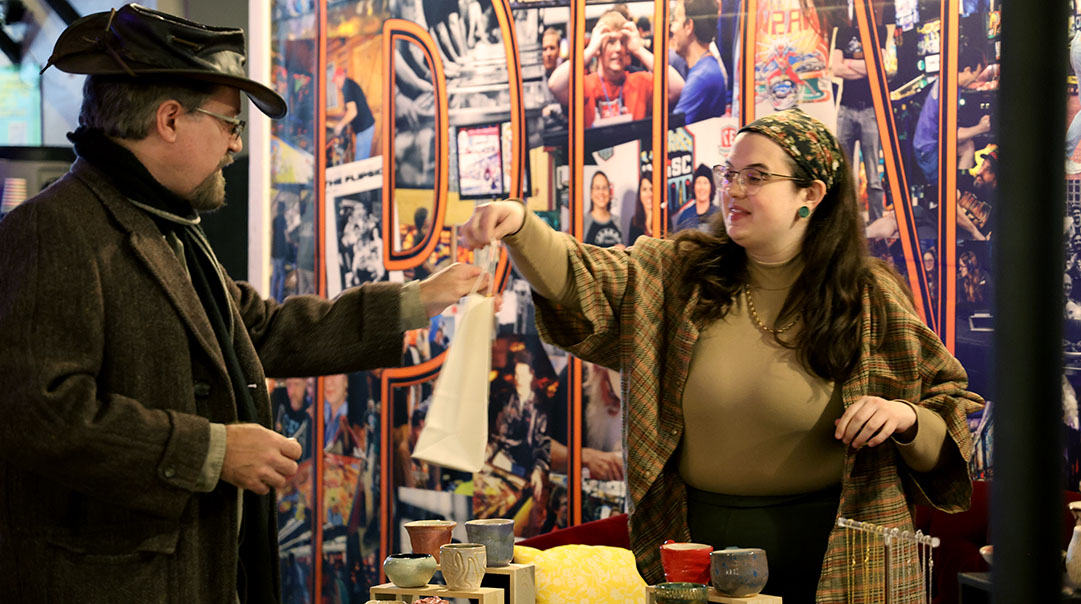 Columbia artists sell ‘cute’ horror paintings, crocheted clown frogs