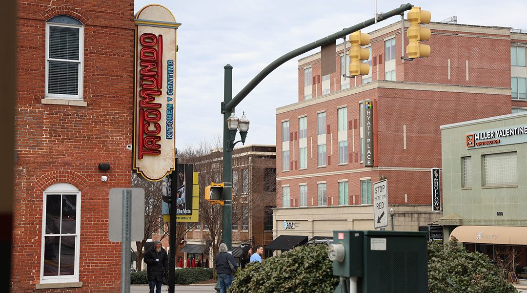 Is it possible for restaurants to prepare for bad weather?
