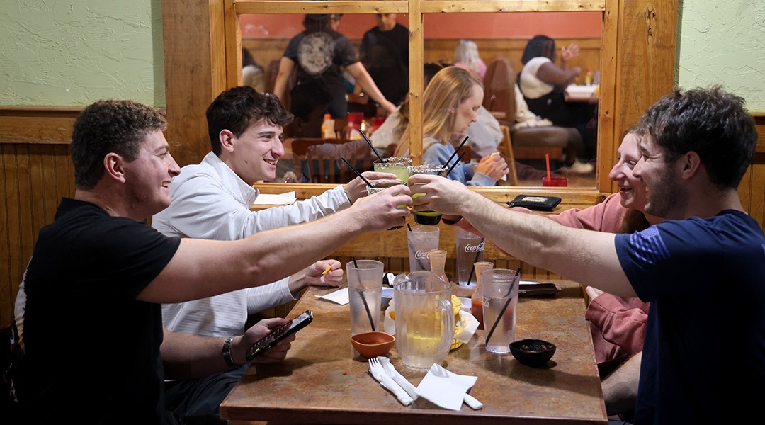 Biergarten, Monterrey’s regulars enjoy beloved Vista businesses before May closure