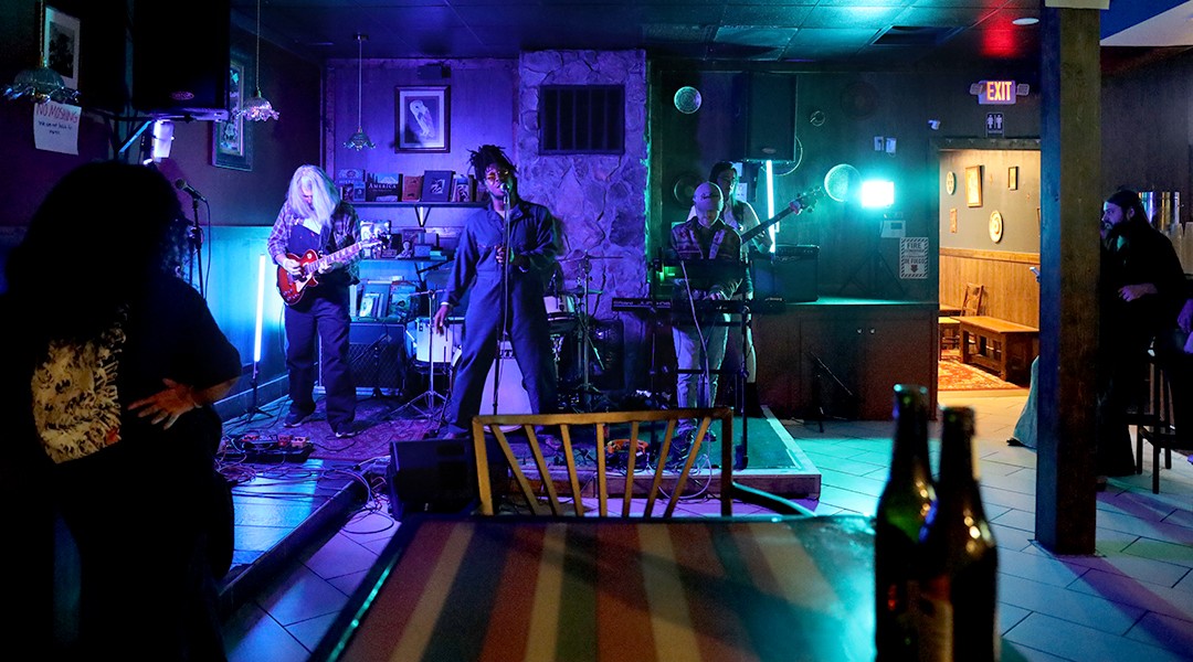 Are there enough Columbia venues for small bands?